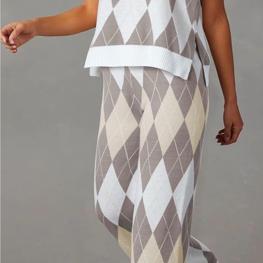 Argyle Knit Pant Set in Brown and Cream